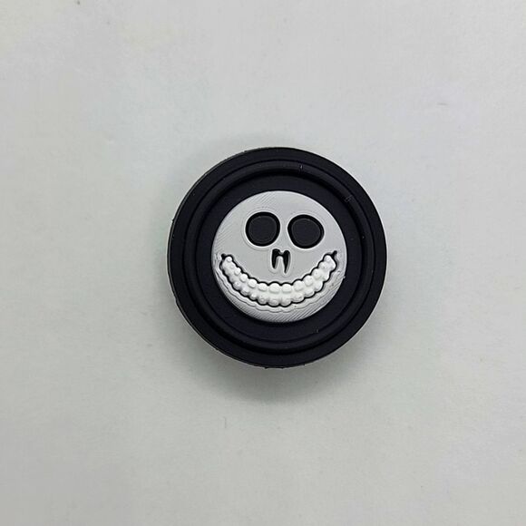 🎈5/$10🎈 PATCHES..CROC CHARMS.. Nightmare Before Christmas.. - Picture 1 of 1